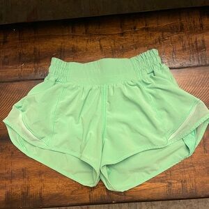 Pistachio lululemon hotty hot shorts